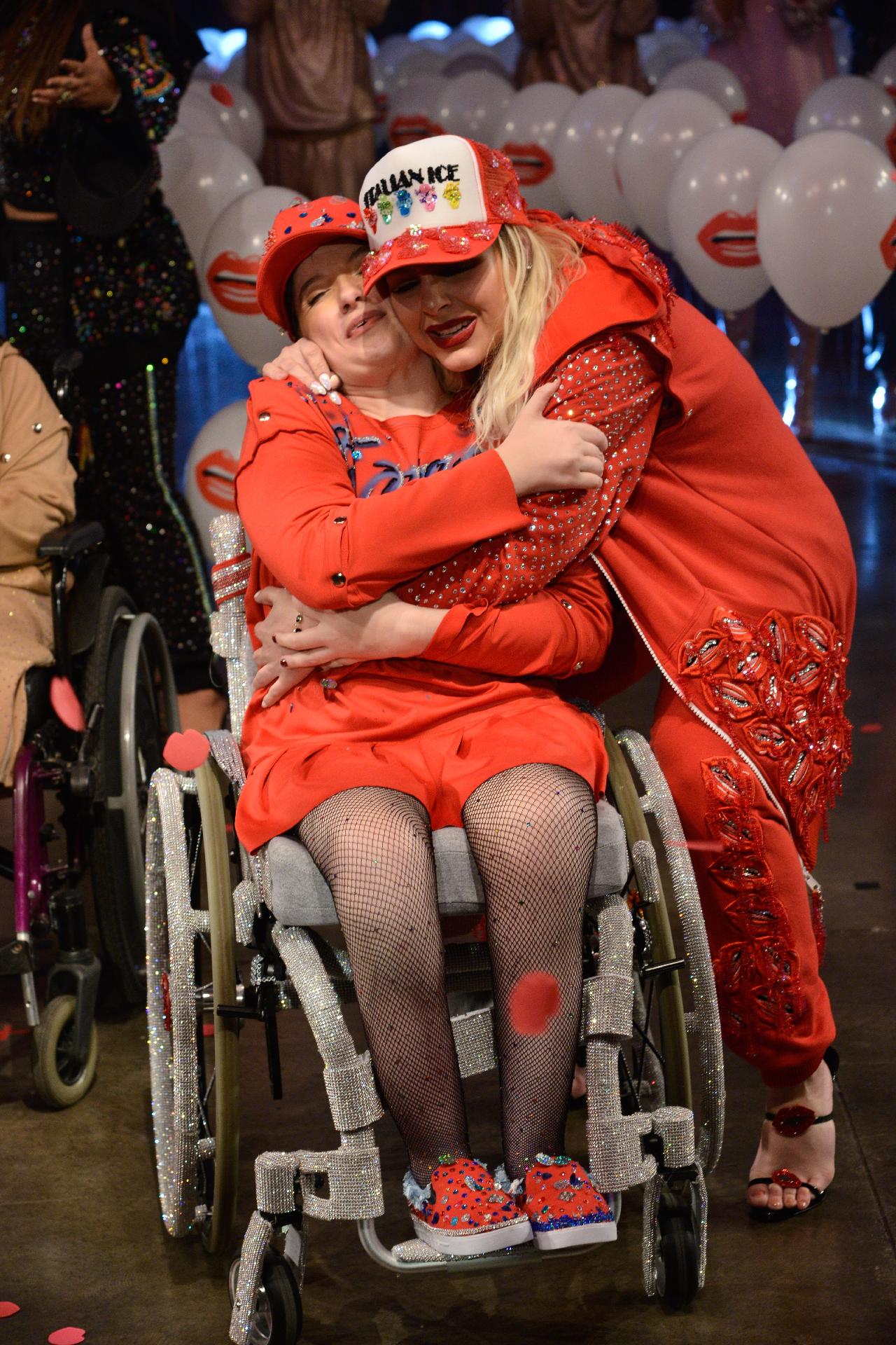 Andressa e Belle durante lançamento da coleção "La Dolce Belle" - Divulgação