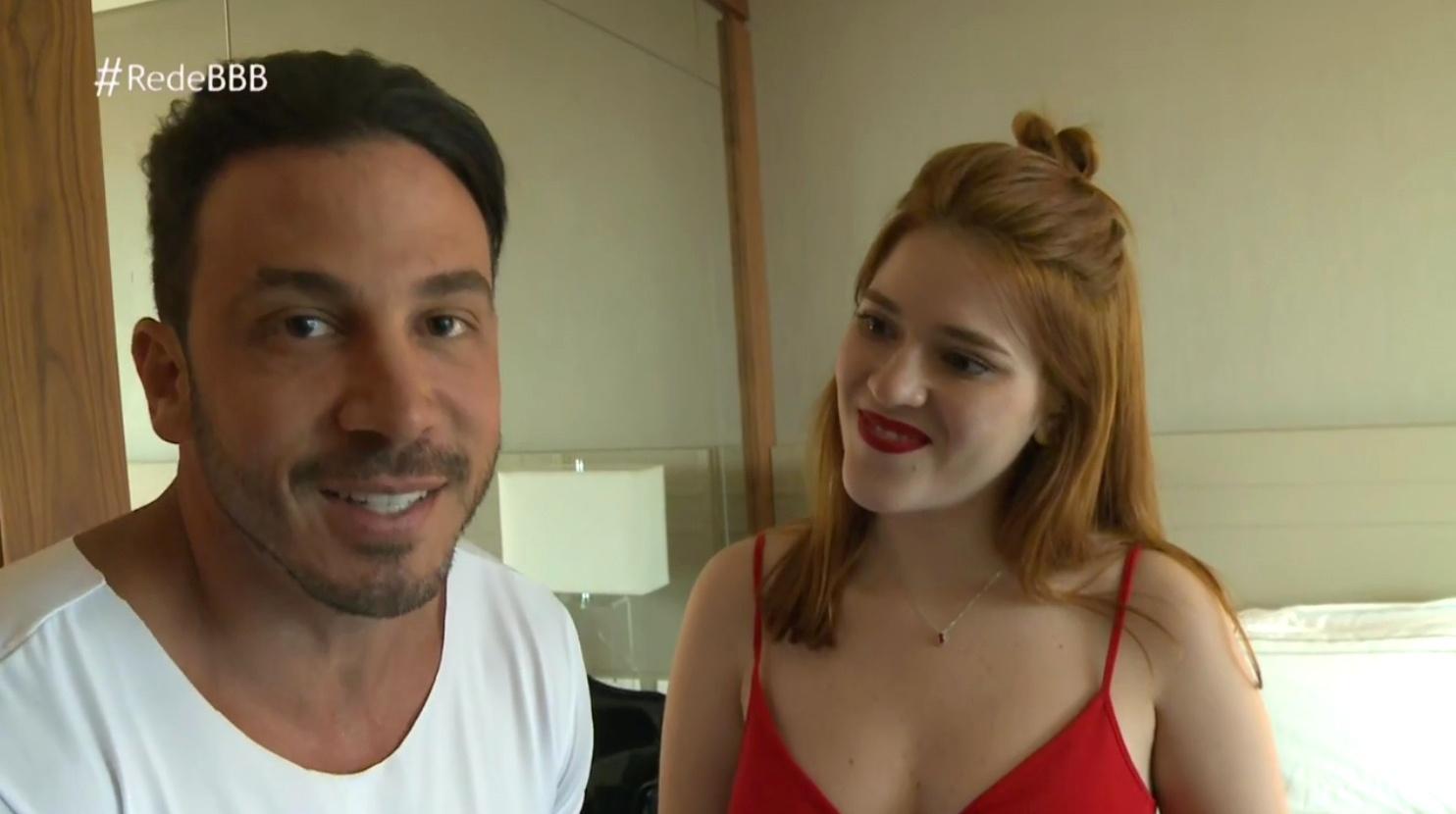 Gustavo é entrevistado pela ex-BBB Ana Clara - Reprodução/TVGlobo