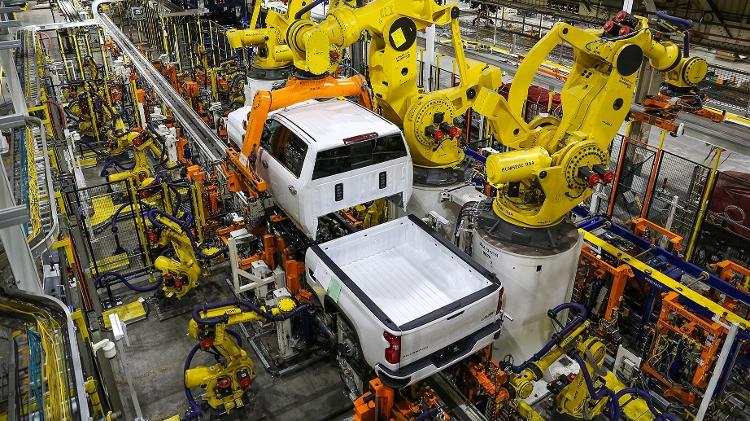 Linha de produção da GM nos EUA Linha de produção da GM nos EUA