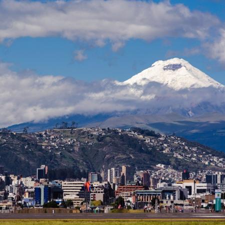 Vista de Quito, capital do Equador - Getty Images