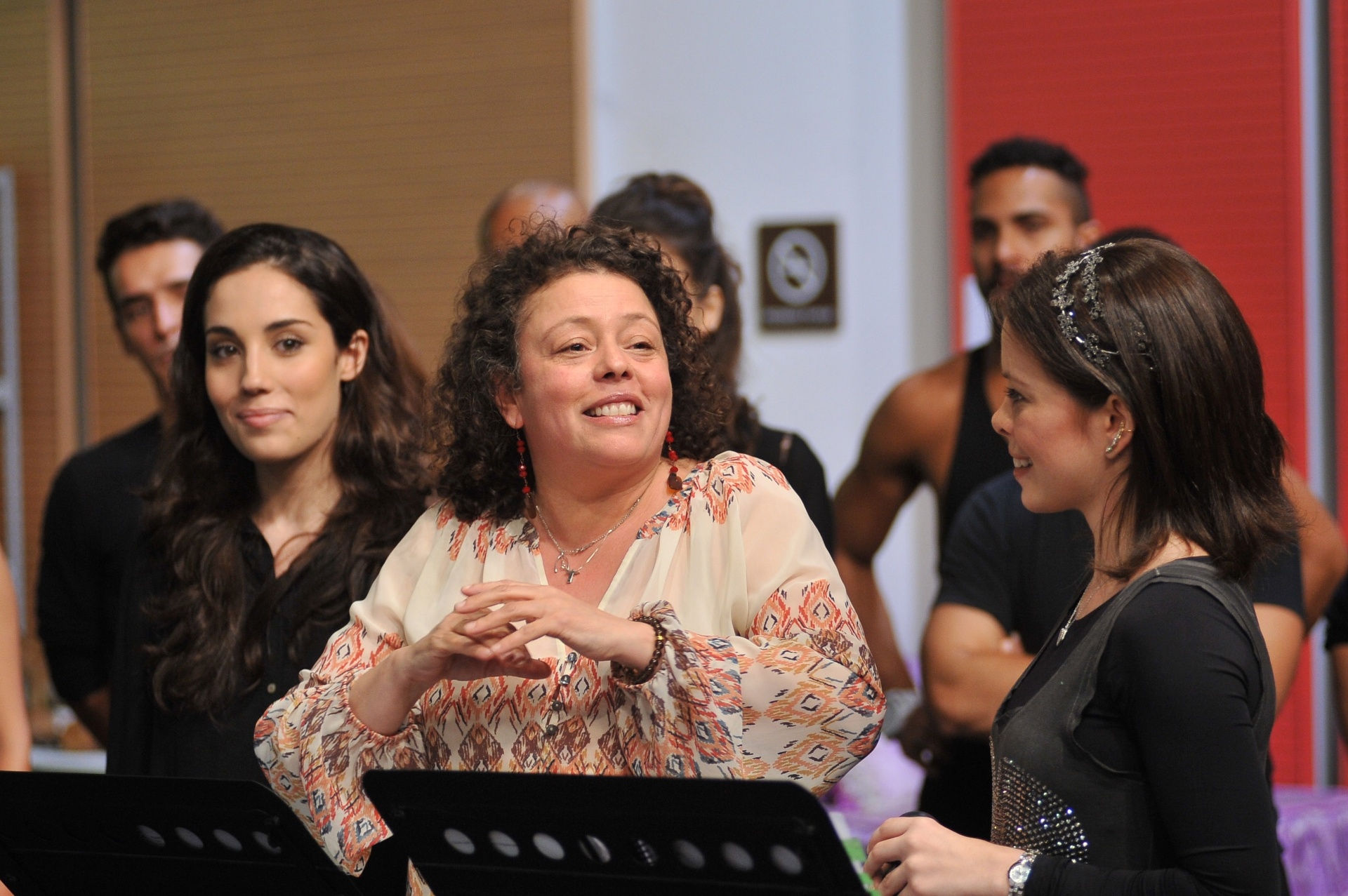 14.jan.2016 - A diretora norte-americana Lisa Leguillou durante ensaio do musical "Wicked - A História Não Contada das Bruxas de Oz", em São Paulo - Reinaldo Canato/UOL