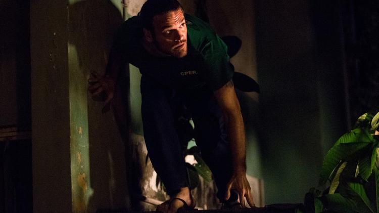 Rubinho (Emilio Dantas) foge da prisão em "A Força do Querer" - Reprodução/GShow - Reprodução/GShow