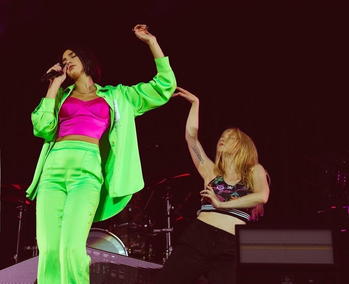 Neon verde é a nova cor favorita entre os looks das famosas; inspire-se - Reprodução/Instagram