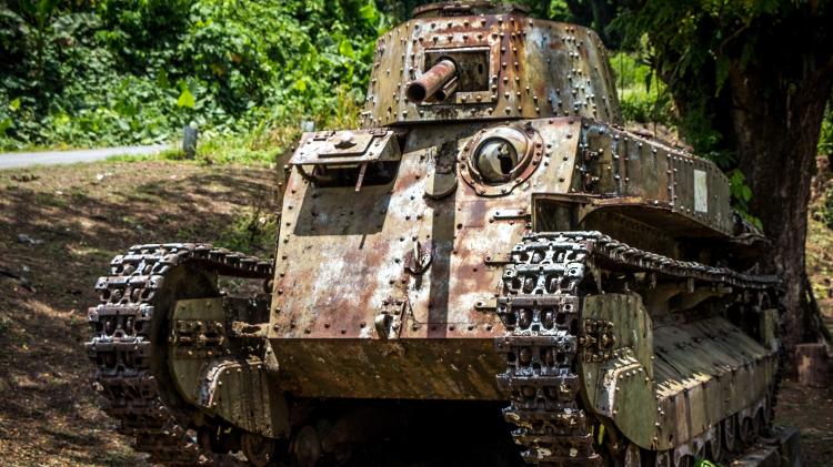 Um tanque da Segunda Guerra Mundial em Papua-Nova Guiné - Getty Images