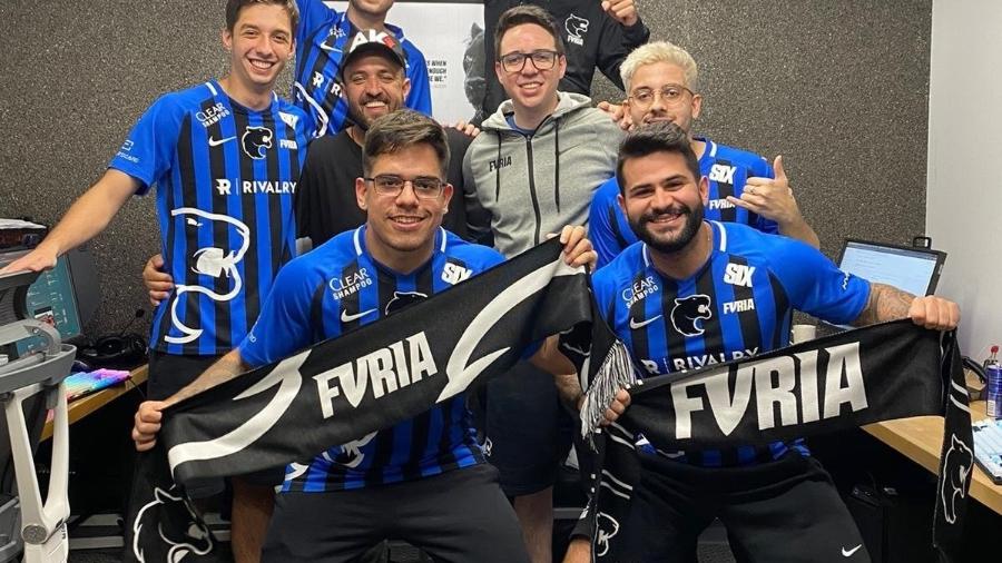 Brasileiros da FURIA conquistaram o IEM Nova York 2020 e subiram para o terceiro lugar do ranking global de Counter-Strike - Divulgação/FURIA
