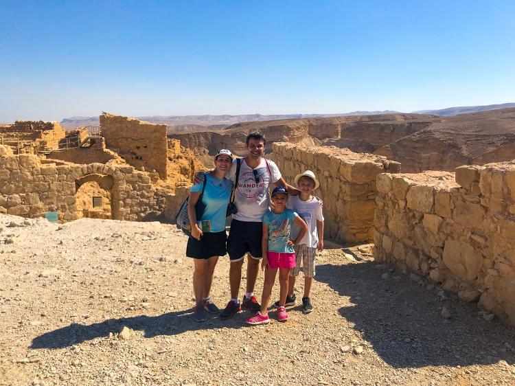 O quarteto em ruínas históricas em Israel: viagem também é aprendizado - Arquivo pessoal - Arquivo pessoal