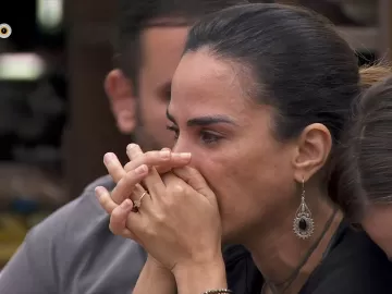 Wanessa Camargo chora após discussão com Davi: 'Não quero viver isso'
