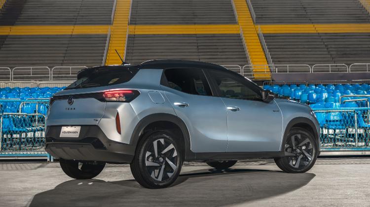 Projeto local favorece itens ao gosto do brasileiro, como a traseira de SUV cupê Projeto local favorece itens ao gosto do brasileiro, como a traseira de SUV cupê