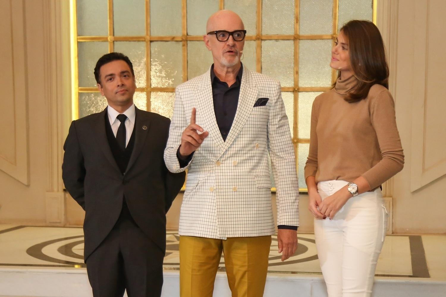 Rodrigo Fagundes, Marcos Caruso e Camila Queiroz recebem convidados no fictício hotel Carioca Palace, cenário da novela "Pega Pega" - Roberto Filho/Brazil News