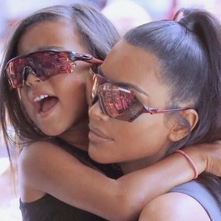 Kim Kardashian com a filha North West - Reprodução/Instagram/@kimkardashian