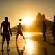 Pôr do sol na praia de Ipanema, no Rio de Janeiro - Getty Images