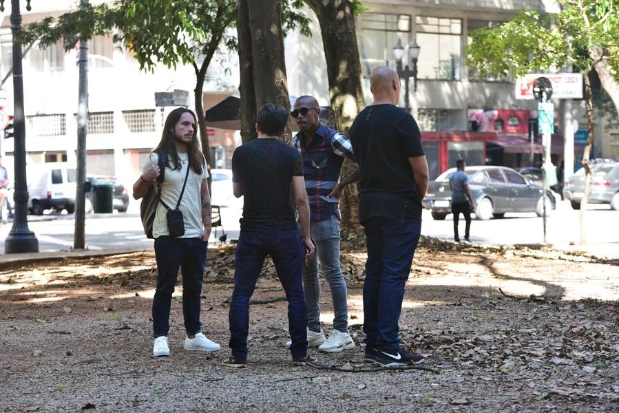 Após a polêmica com Luisa Marilac, Nego do Borel visitou nesta sexta-feira (1) ruas do Largo do Arouche, no Centro de São Paulo, onde se concentra a maior parte dos transexuais e travestis da capital paulista.  - Leo Franco/AgNews