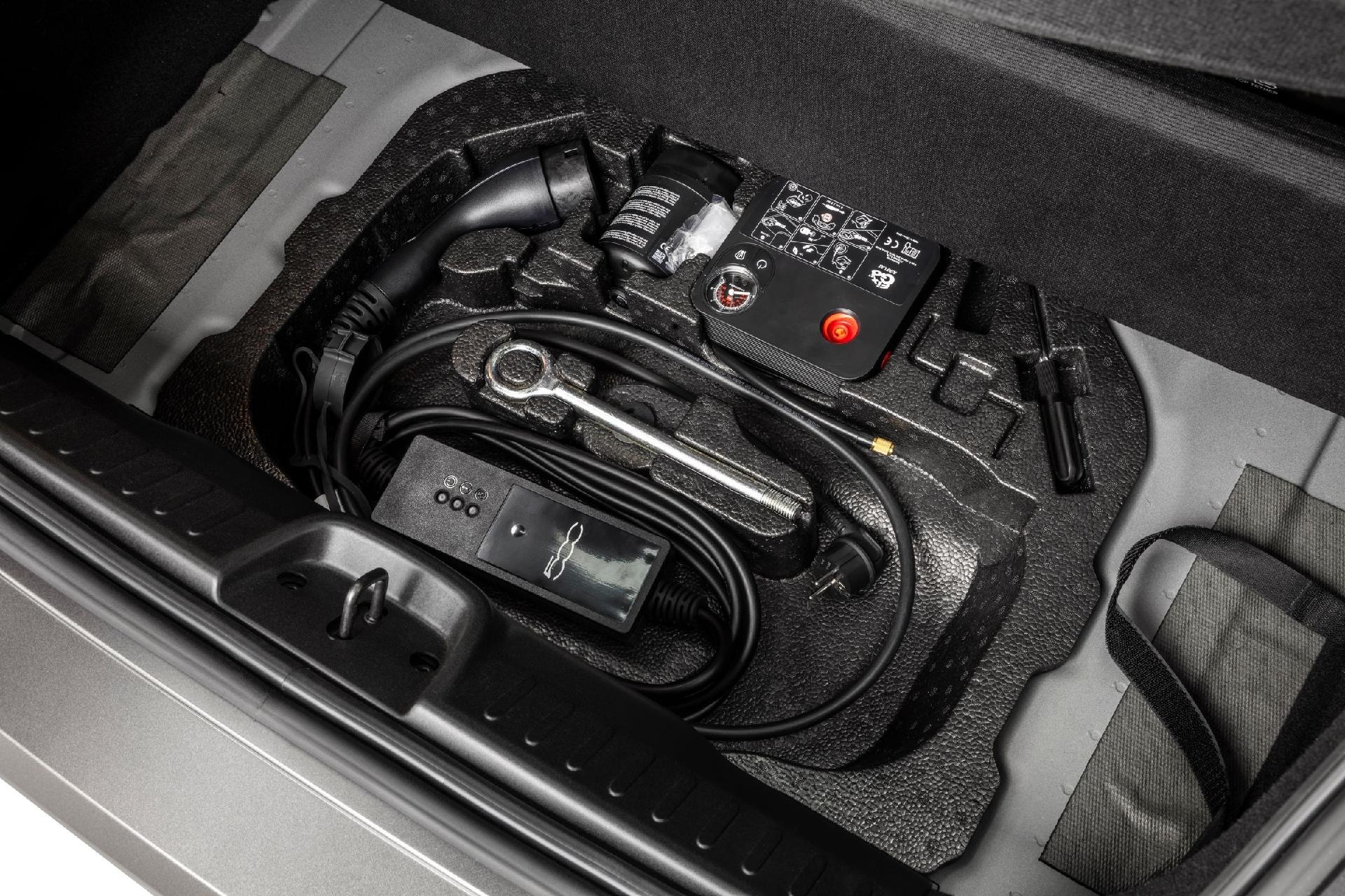 Fiat 500e - Divulgação