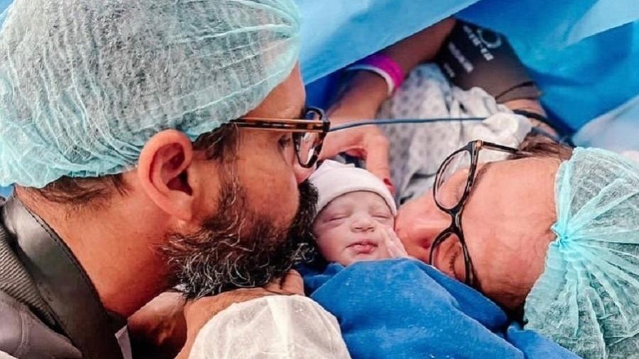 Maria Guilhermina, filha de Juliano e Leticia Cazarre, nasceu com uma anomalia rara no coração - Reprodução/Instagram