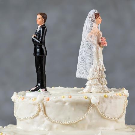 Brasil registrou 932 mil casamentos e 386 mil divórcios em 2021 - iStock