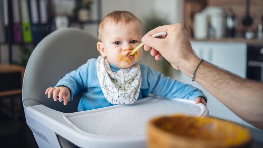 Introdução alimentar é sobre aprendizado, conexão com a comida e construção de hábitos. - Getty Images