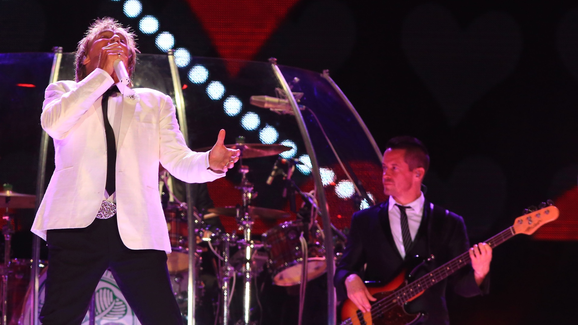 20.set.2015 - Rod Stewart se apresenta no Rock in Rio 2015, fechando as apresentações no palco Mundo do terceiro dia do festival - Marco Antonio Teixeira/UOL