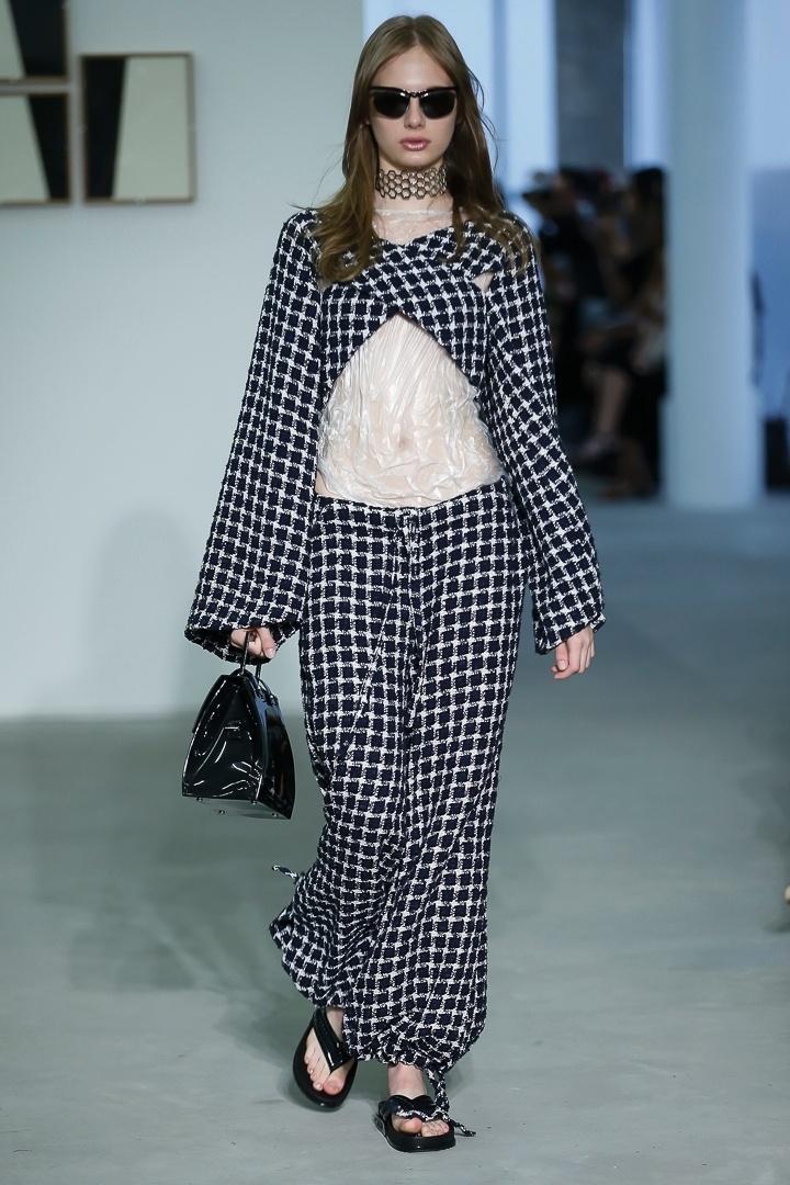 Vitorino Campos desfila coleção na SPFW N41 - Alexandre Schneider/UOL