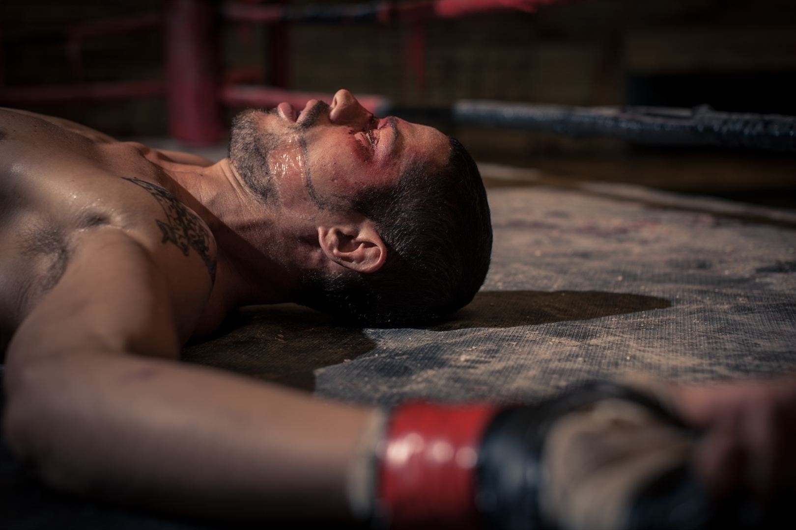 Cena do filme "Mais Forte Que o Mundo - A História de José Aldo" - Divulgação