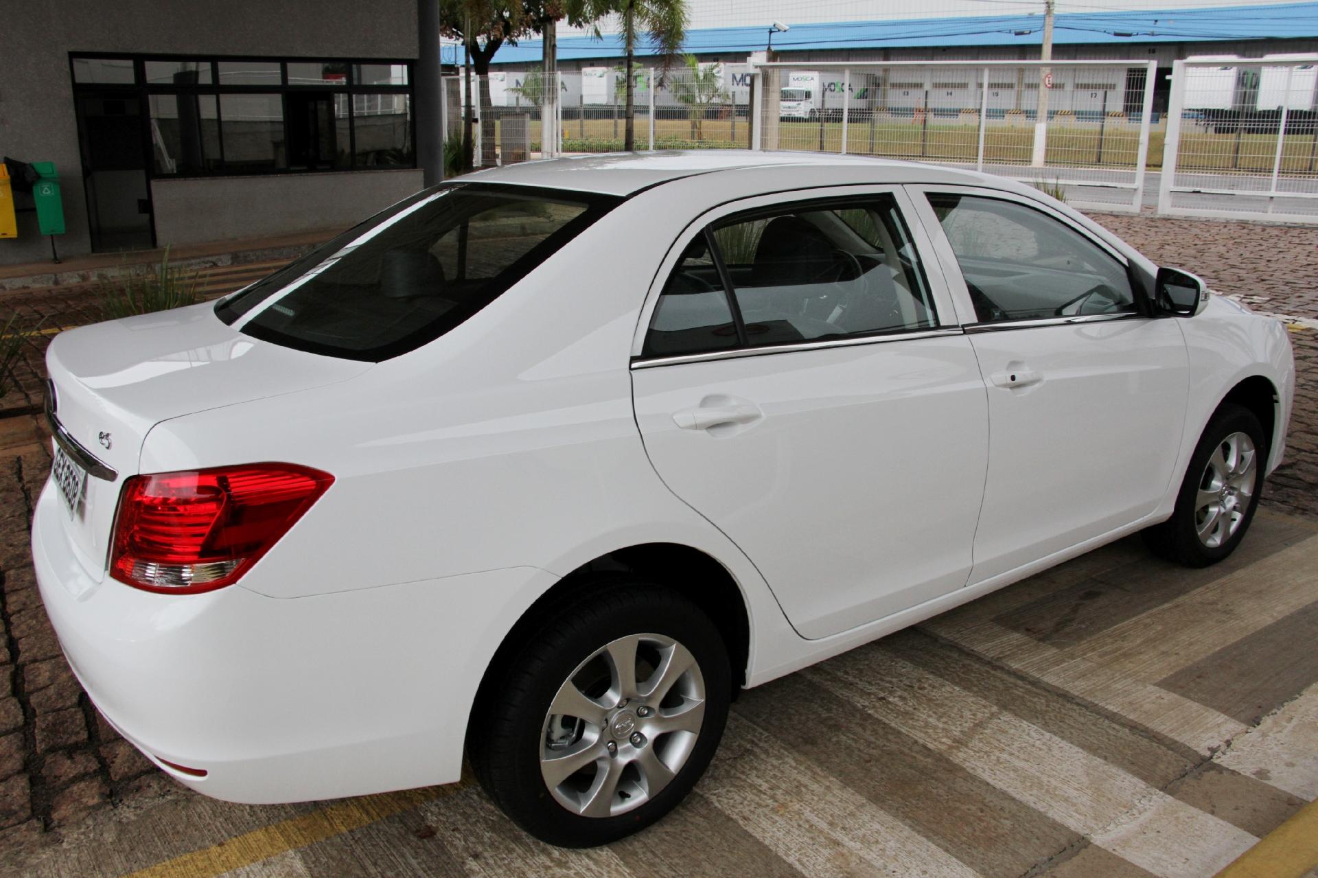 BYD e5 - Divulgação