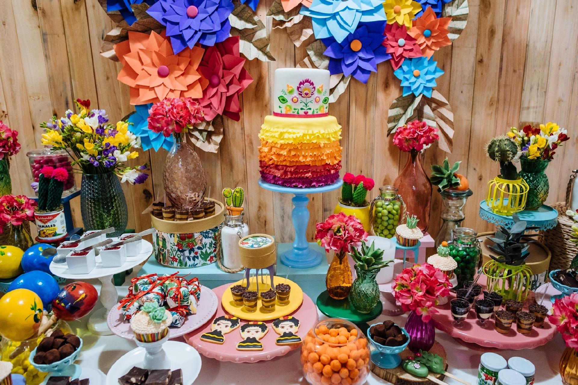 mesa que tem o México como tema - Adriana Carolina