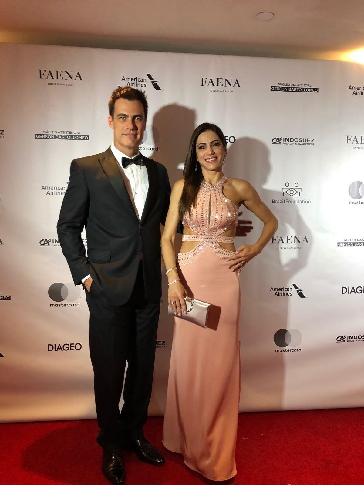 Carlos Casagrande e a mulher, Marcelly Anselmé - Divulgação