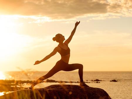 12 melhor ideia de Yoga na praia  yoga na praia, ioga fotos, inspiração  ioga