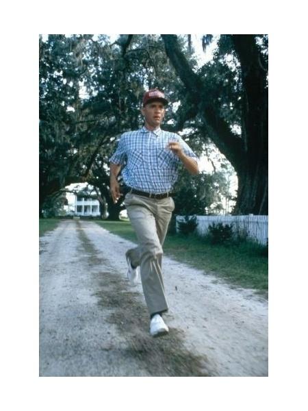 Lançado em 6 de julho de 1994 nos Estados Unidos, o filme "Forrest Gump: O Contador de Histórias" (1994) fez grande sucesso. O ator recebeu um Oscar e um Globo de Ouro pela atuação - Divulgação