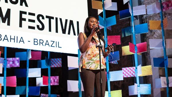 fabienne-colas-atriz-hatiana-que-trara-black-festival-film-ao-brasil-1578603266675_v2_600x337.jpg