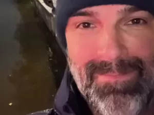 De barba, Tadeu Schmidt surge irreconhecível durante passeio pela Europa