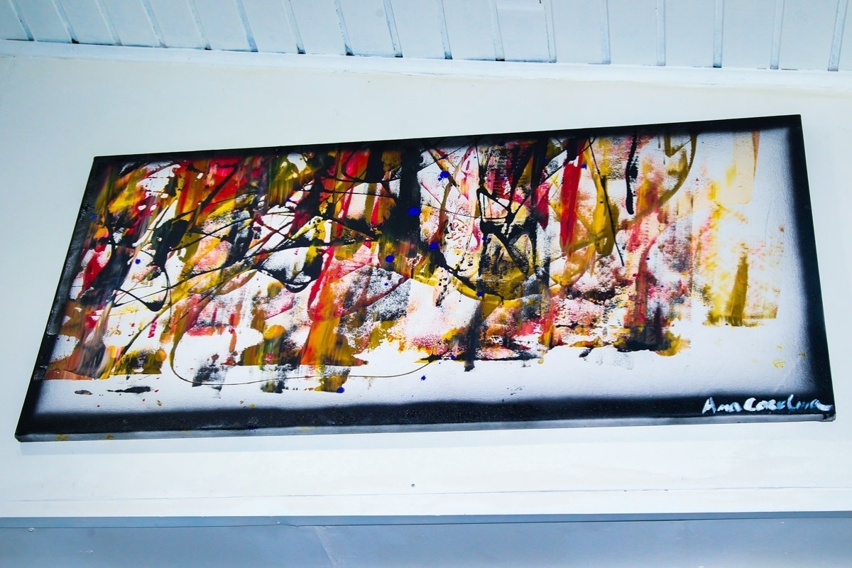 13.ago.2015 - Quando começou a pintar em 2002, a cantora Ana Carolina tinha apenas o intuito de experimentar uma nova forma de se expressar. Seus quadros já estiveram inclusive nos palcos, no show "Ensaio de Cores" - Manuela Scarpa/Photo Rio News
