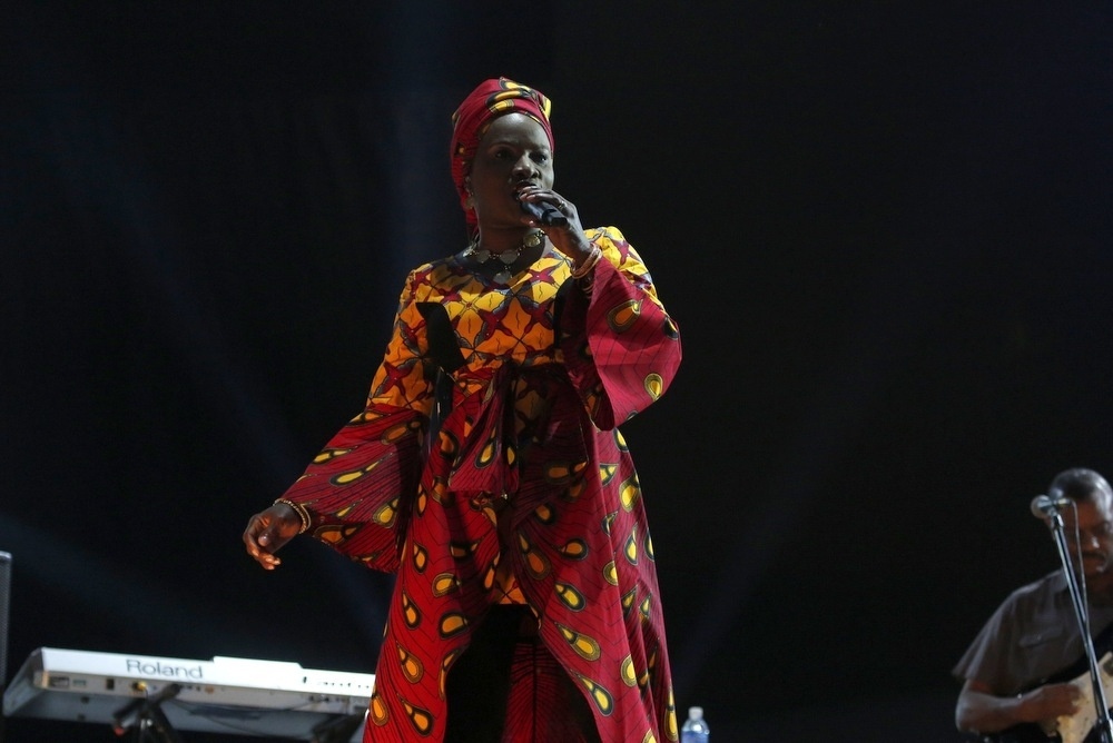 26.set.2016 - A cantora africana Angelique Kidjo no palco Sunset, durante o sexto dia do festival Rock in Rio 2015 - Felipe Assumpção/AgNews