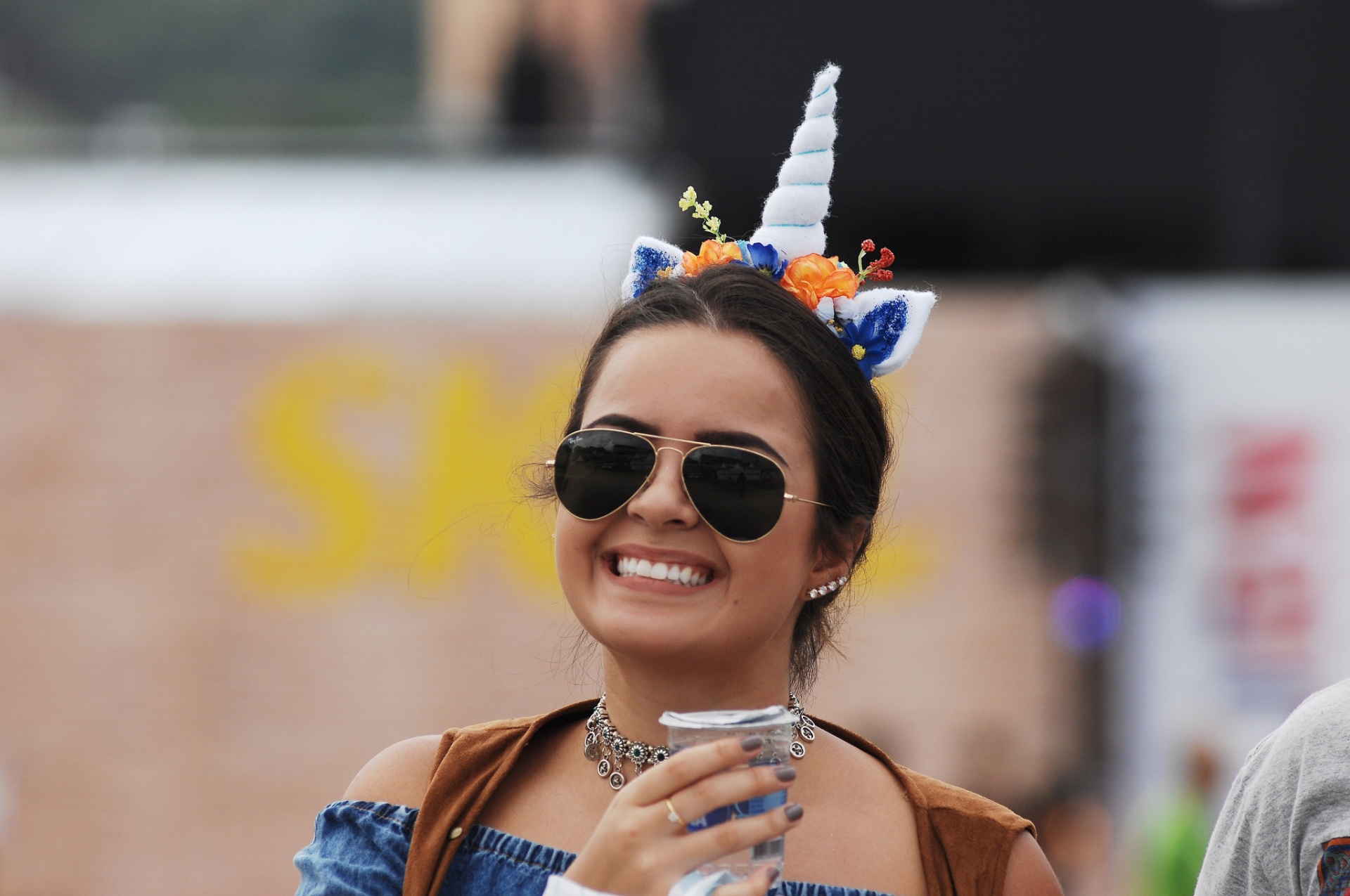 12.mar.2016 - Gatas entre o público do primeiro dia do Lollapalooza Brasil 2016 - Rafael Roncato/UOL