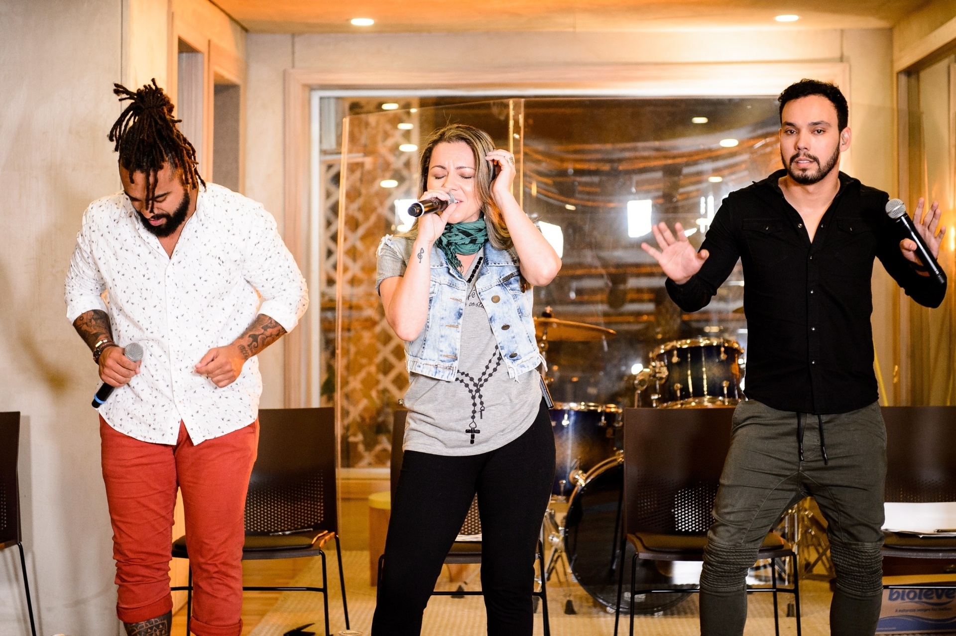 1.jul.2016 - Participantes ensaim para o quadro "Iluminados" do "Domingão do Faustão" - Divulgação/TV Globo
