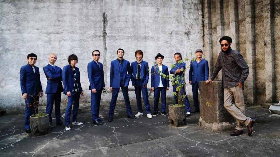 Tokyo Ska Paradise Orchestra e Emicida lançaram a parceria "Olha Pro Céu" em 2016 - Divulgação