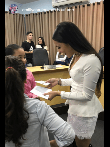 Emilly recebe homenagem da Câmara Municipal de Eldorado do Sul - Reprodução/Instagram - Reprodução/Instagram