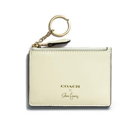 Coleção de Selena Gomez para Coach - Divulgação - Divulgação