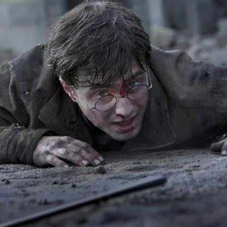Daniel Radcliffe em cena de "Harry Potter e as Relíquias da Morte: Parte 2" (2011) - Divulgação
