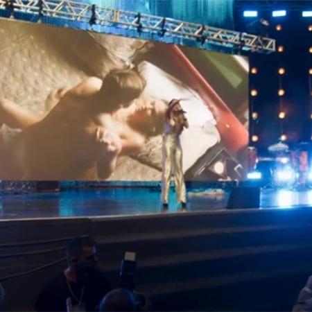 Luzia exibe vídeo íntimo de Karola e Remy e choca público no show de Beto Falcão  - Reprodução/TV Globo - Reprodução/TV Globo