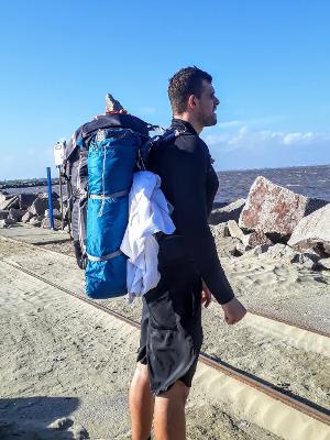 Gustavo levou uma mochila com 27 quilos, com tudo o que precisava para a aventura - Arquivo pessoal - Arquivo pessoal