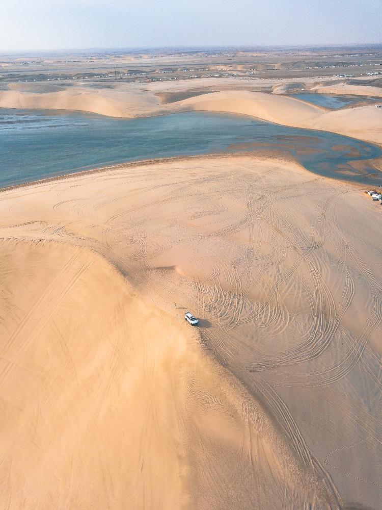 Dunas de atá 40 metros de altura e piscinas naturais compõem a paisagem do deserto no Qatar - Visit Qatar/Unsplash - Visit Qatar/Unsplash