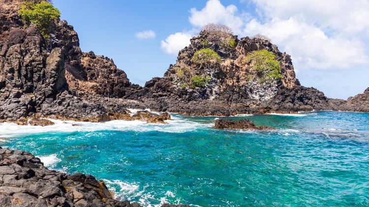 Baía do Sancho, em Fernando de Noronha Baía do Sancho, em Fernando de Noronha