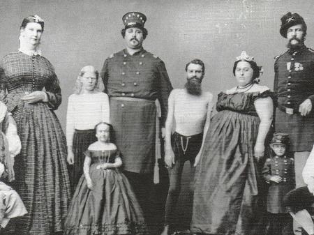 As atrações do Ringling: Muitas das vezes elas estavam ali por ser a única fonte de renda possível - Reprodução