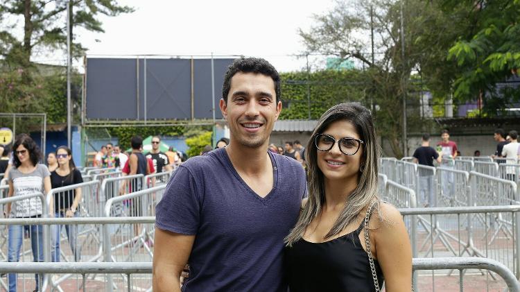 Casal veio de franca e não conseguiu pegar pulseiras em hotel - Felipe Gabriel/UOL - Felipe Gabriel/UOL