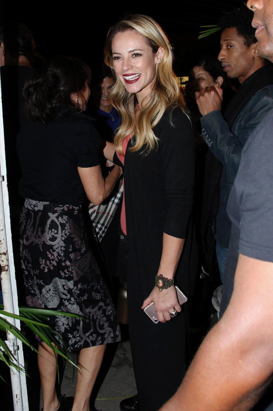 Paolla Oliveira também encontrou o elenco de "A Força do Querer" para ver o centésimo capítulo da novela - Marcos Ferreira / Brazil news