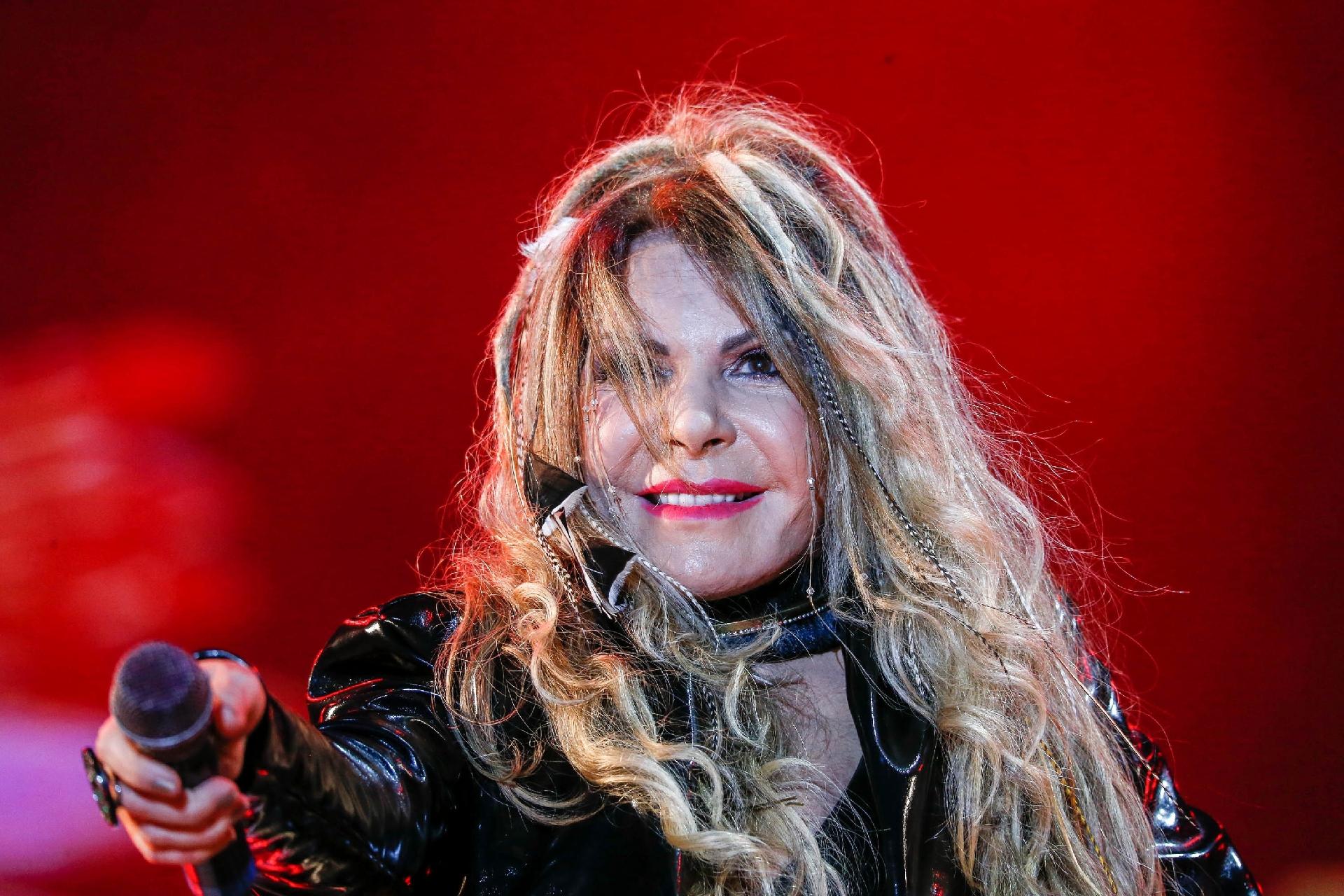 Elba Ramalho no show do projeto O Grande Encontro, com Banda de Pífanos Zé do Estado e Grupo Grial de Dança, no Palco Sunset do Rock in Rio 2017 - Marco Antonio Teixeira/UOL