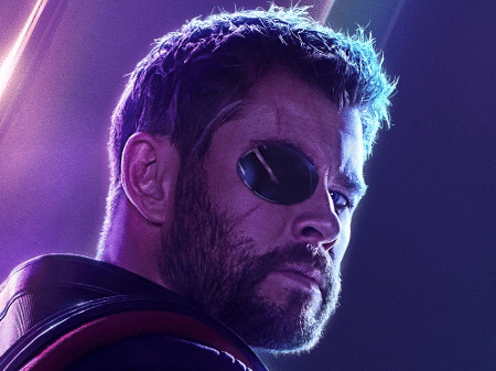 Thor (Chris Hemsworth) em pôster de "Vingadores: Guerra Infinita" - Reprodução
