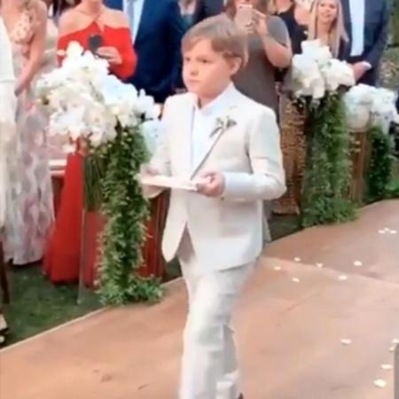Davi Lucca, filho de Neymar e Carol, levou as alianças do casamento da mãe - Reprodução/Instagram - Reprodução/Instagram