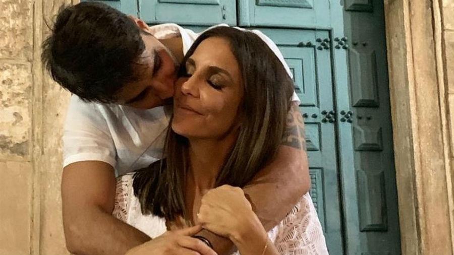 Ivete Sangalo ganha chamego do marido, Daniel Cady - Reprodução/Instagram
