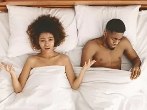 Sexo oral ajuda? Masturbação atrapalha? Mitos e verdades sobre a ereção